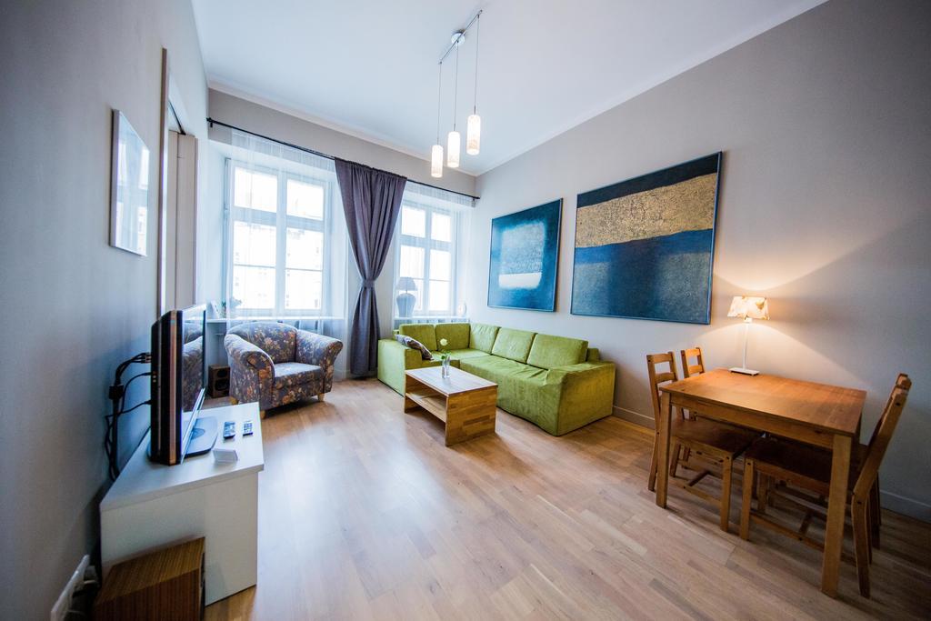 Good Night In Wroclaw - Aries Apartment Room photo